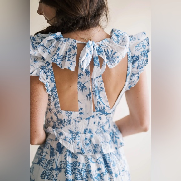 Tropical Ruffle Midi Dress - Picture 5 of 8